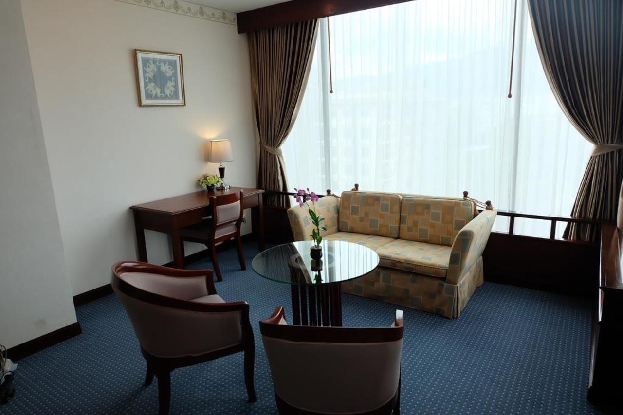 Tarin Hotel Chiang Mai Eksteriør billede