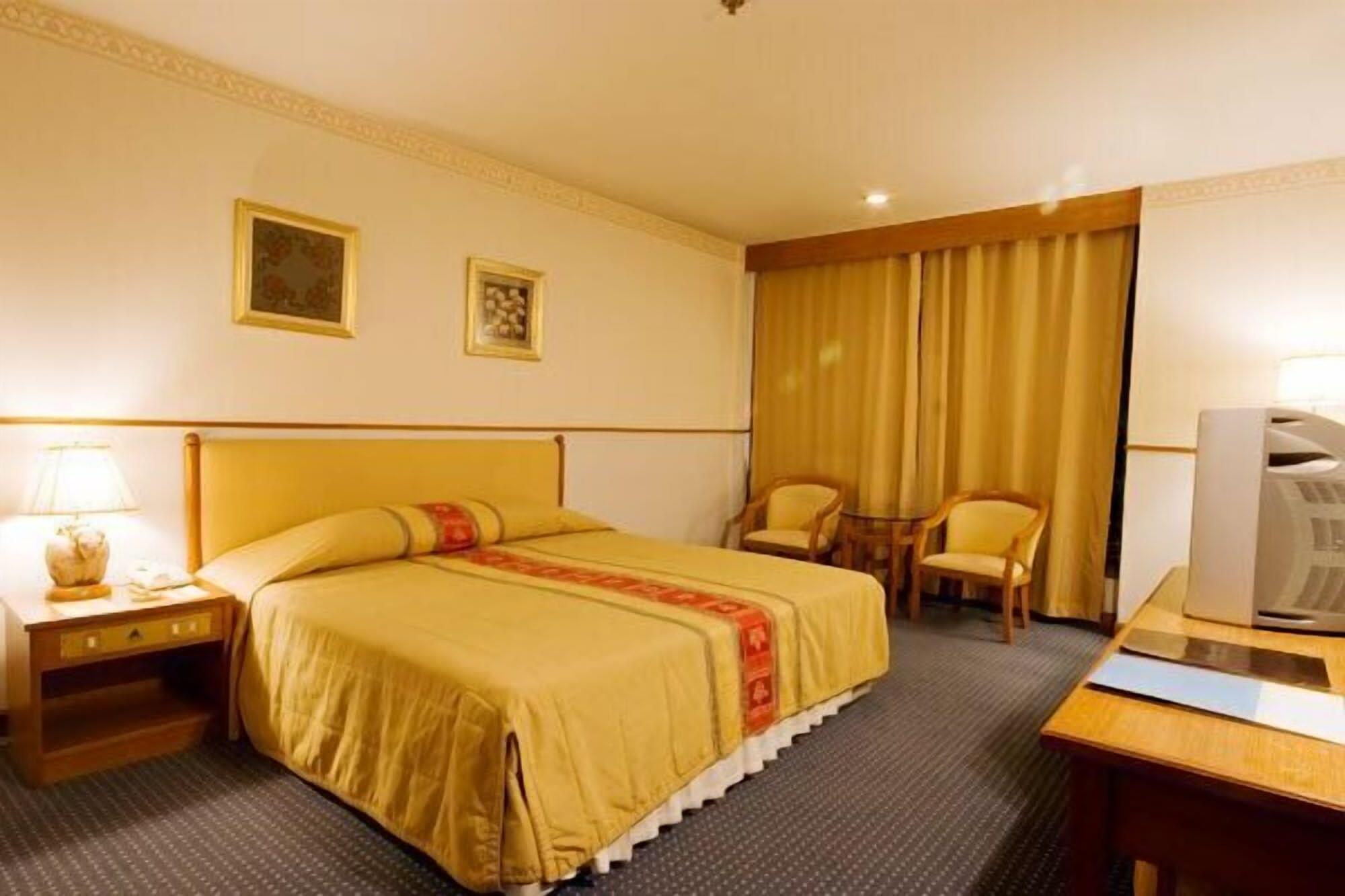 Tarin Hotel Chiang Mai Eksteriør billede