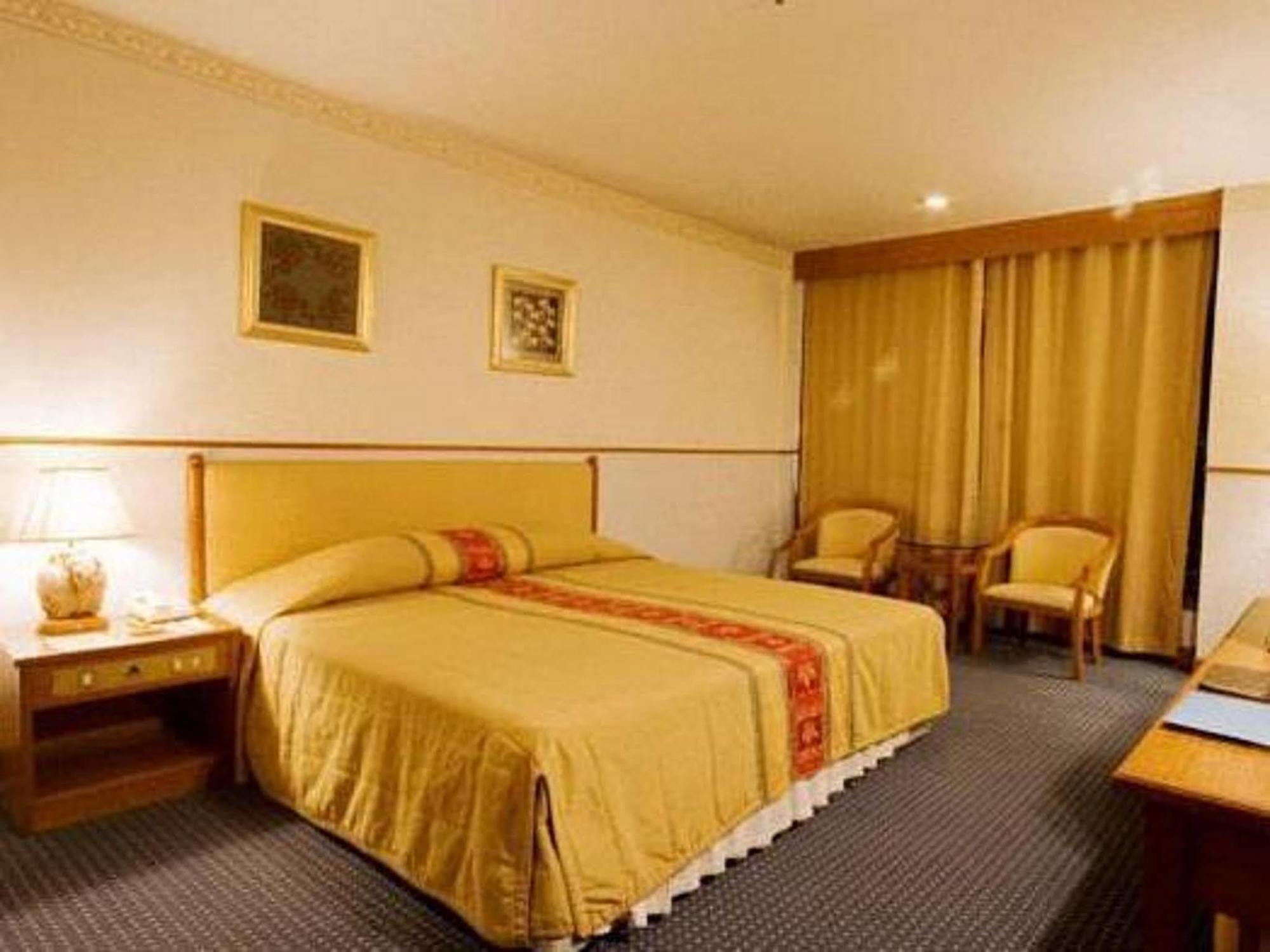 Tarin Hotel Chiang Mai Eksteriør billede