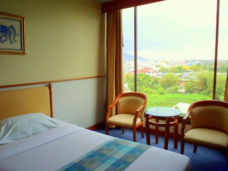 Tarin Hotel Chiang Mai Eksteriør billede